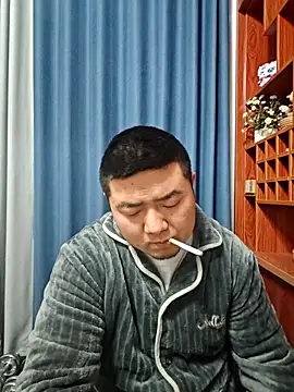 Snapshot of BPTT001 chatting on December 14, 2025, 12:10 pm BPTT001 online show from December 14, 2025, 12:10 pm