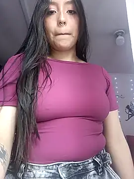 Snapshot of naughtygoddesss_ chatting on February 3, 2026, 8:14 pm naughtygoddesss online show from February 3, 2026, 8:14 pm