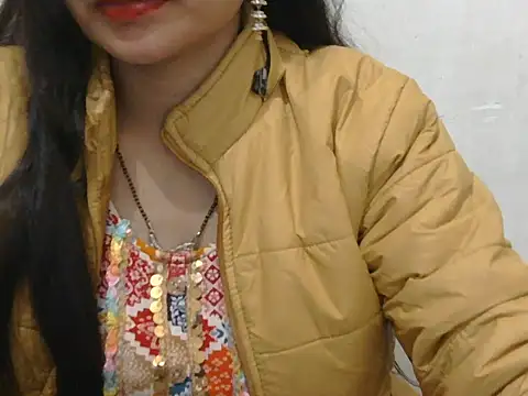 Sneha lovely01 online show from December 17, 2025, 4:24 pm