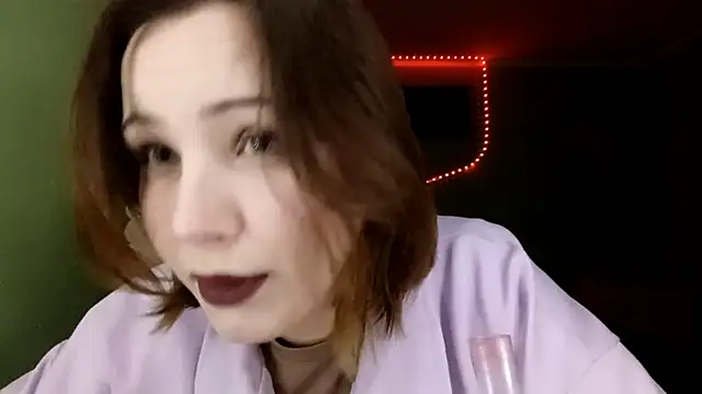 RachelleHeth online show from November 14, 2025, 3:22 pm