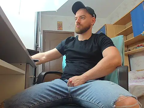 Snapshot of Ryanstone_ chatting on February 13, 2026, 5:14 am Ryanstone online show from February 13, 2026, 5:14 am