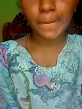 Snapshot of Neha533 chatting on July 5, 2026, 2:57 pm Neha533 online show from July 5, 2026, 2:57 pm