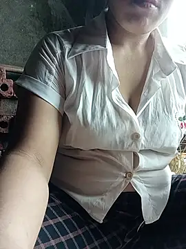 Sara pusyy online show from July 2, 2026, 3:45 am