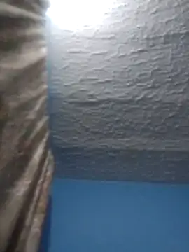 wonka3  online show from November 8, 2025, 2:01 am