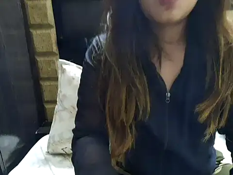 Angel-pune001 online show from February 15, 2026, 7:10 pm