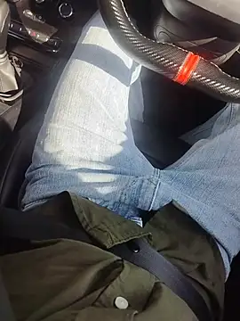 sexychd online show from November 25, 2025, 4:56 am