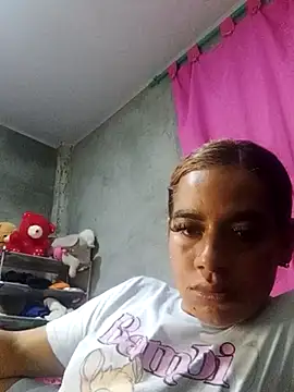 Snapshot of Megan2026 chatting on January 14, 2026, 5:02 am Megan2026 online show from January 14, 2026, 5:02 am