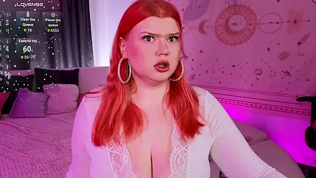 Snapshot of AriettaHeart chatting on November 15, 2025, 9:43 pm AriettaHeart online show from November 15, 2025, 9:43 pm