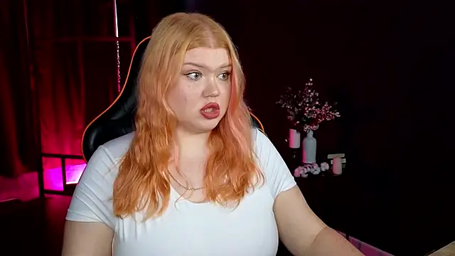 Snapshot of AriettaHeart chatting on December 18, 2025, 10:32 am AriettaHeart online show from December 18, 2025, 10:32 am