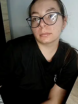 Snapshot of Baby_Myla chatting on December 2, 2025, 12:32 pm Baby Myla online show from December 2, 2025, 12:32 pm