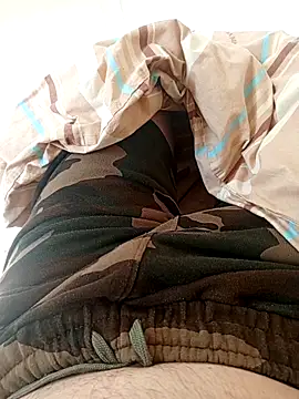 Snapshot of Hakan2100 chatting on December 18, 2025, 9:04 am Hakan2100 online show from December 18, 2025, 9:04 am