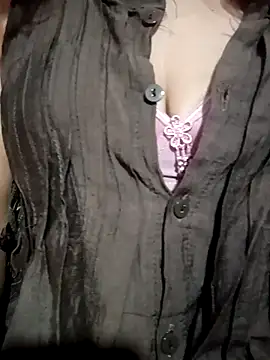 Snapshot of LenaLy2k chatting on November 21, 2025, 11:47 pm LenaLy2k online show from November 21, 2025, 11:47 pm