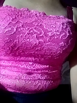 Snapshot of LenaLy2k chatting on November 29, 2025, 9:23 am LenaLy2k online show from November 29, 2025, 9:23 am