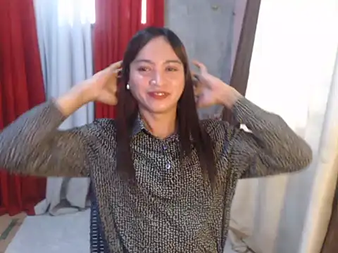 urnaughty cris online show from November 4, 2025, 12:21 am