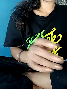 Saniya76 online show from November 6, 2025, 4:30 pm