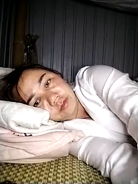 be-yeu online show from December 13, 2025, 8:25 pm