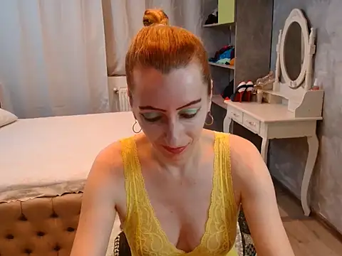 Snapshot of AnneDevrim chatting on November 22, 2025, 6:56 am AnneDevrim online show from November 22, 2025, 6:56 am