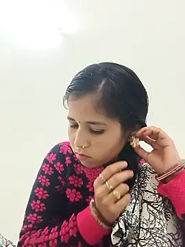 Snapshot of Sanjna_babby chatting on December 22, 2025, 5:43 pm Sanjna babby online show from December 22, 2025, 5:43 pm