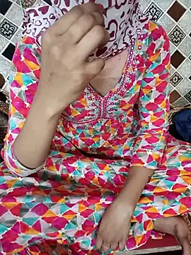 Snapshot of Tamil_White_Rose chatting on February 24, 2026, 6:39 pm Tamil White Rose online show from February 24, 2026, 6:39 pm