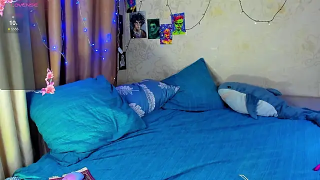 Snapshot of DragonflyLiza chatting on February 28, 2026, 12:50 pm DragonflyLiza online show from February 28, 2026, 12:50 pm