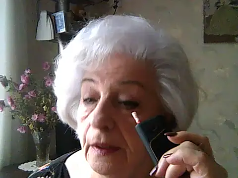 ValeriaKroww online show from November 17, 2025, 8:53 am