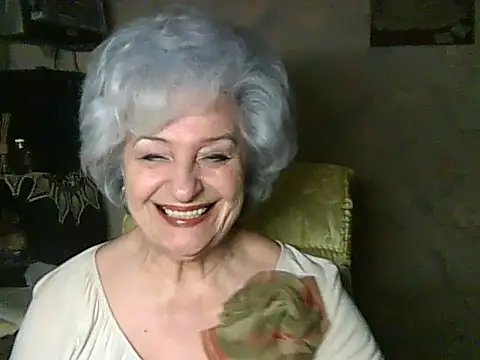 ValeriaKroww online show from April 1, 2026, 6:27 pm