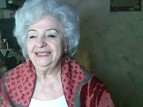 ValeriaKroww online show from April 17, 2026, 5:21 am