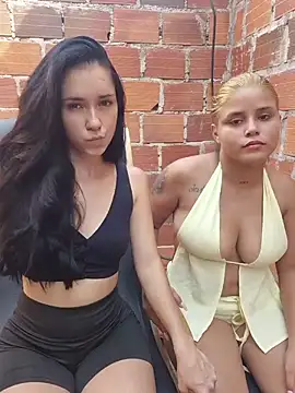 Snapshot of lil_misty chatting on November 23, 2025, 3:01 pm lil misty online show from November 23, 2025, 3:01 pm