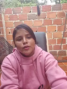 Snapshot of lil_misty chatting on December 19, 2025, 6:59 pm lil misty online show from December 19, 2025, 6:59 pm