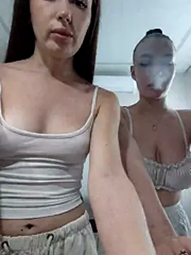 MelissaPinkiss online show from November 22, 2025, 11:31 am