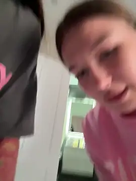 MelissaPinkiss online show from April 14, 2026, 2:34 pm