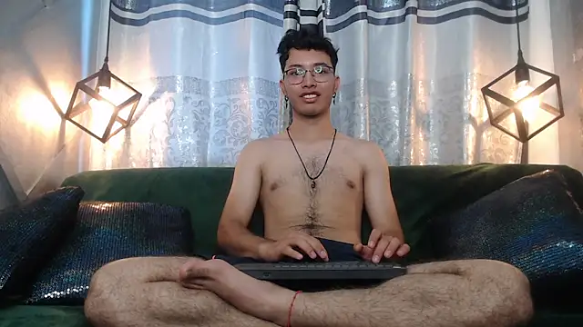 Snapshot of alexy_re chatting on November 9, 2025, 5:22 pm alexy re online show from November 9, 2025, 5:22 pm