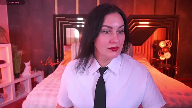 Snapshot of VelvetLuck chatting on December 15, 2025, 3:16 pm VelvetLuck online show from December 15, 2025, 3:16 pm