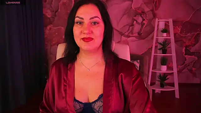 Snapshot of VelvetLuck chatting on December 16, 2025, 2:22 pm VelvetLuck online show from December 16, 2025, 2:22 pm