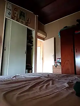 TransKylieX online show from November 27, 2025, 6:54 pm