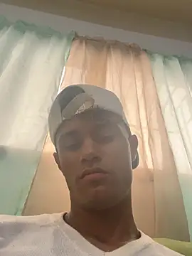 Snapshot of meliodas_23cm chatting on January 17, 2026, 8:12 pm meliodas 23cm online show from January 17, 2026, 8:12 pm