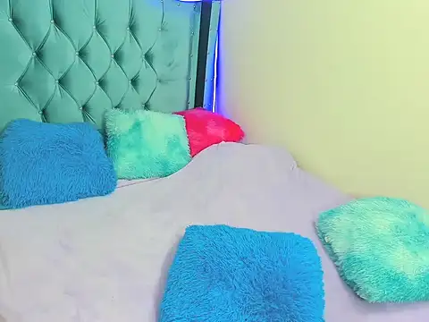 Aurora sky9 online show from December 18, 2025, 2:28 am