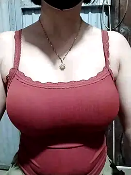 Snapshot of Niramiu chatting on November 12, 2025, 7:31 am Niramiu online show from November 12, 2025, 7:31 am