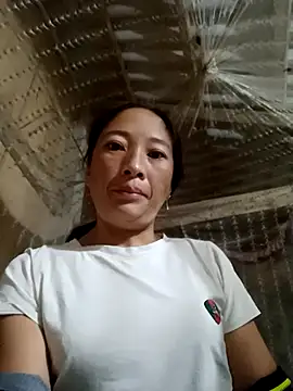 oanh-oanhbay online show from November 21, 2025, 10:08 pm