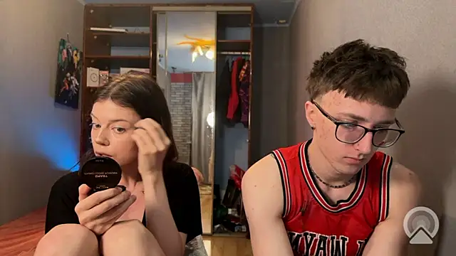 t files x online show from February 9, 2026, 5:22 am