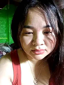 Snapshot of Bee-bgolden chatting on November 23, 2025, 4:23 am Bee-bgolden online show from November 23, 2025, 4:23 am