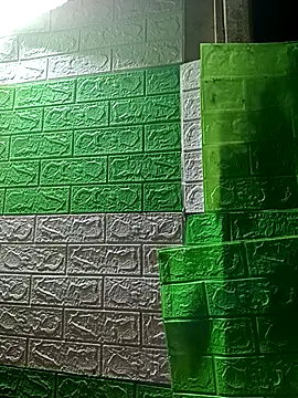 Snapshot of Bee-bgolden chatting on December 1, 2025, 12:54 pm Bee-bgolden online show from December 1, 2025, 12:54 pm