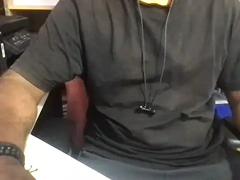 KingCobra 07 online show from April 8, 2026, 2:33 am