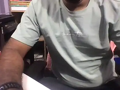 KingCobra 07 online show from May 5, 2026, 11:18 am