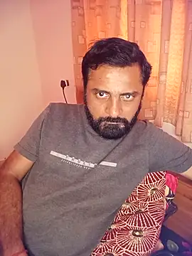 RubyEntity online show from November 27, 2025, 11:12 am