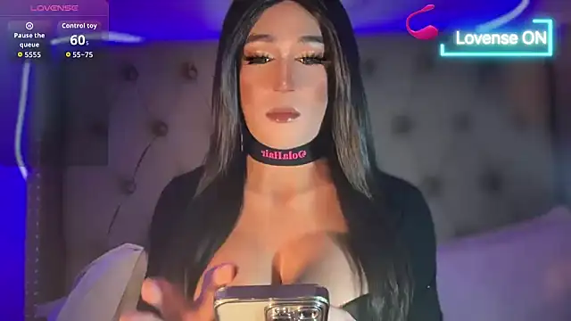 Snapshot of desirable_miya chatting on March 31, 2026, 12:27 pm desirable miya online show from March 31, 2026, 12:27 pm