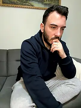 Snapshot of snncdgn chatting on January 15, 2026, 8:45 pm snncdgn online show from January 15, 2026, 8:45 pm