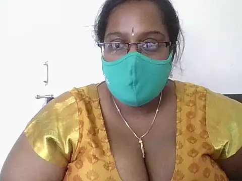 hootypriya online show from November 15, 2025, 8:11 am