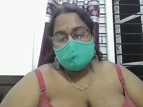 hootypriya online show from January 12, 2026, 2:44 pm