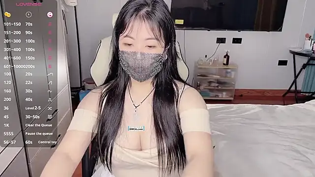 Snapshot of Chayka_21 chatting on November 6, 2025, 1:12 pm Chayka 21 online show from November 6, 2025, 1:12 pm